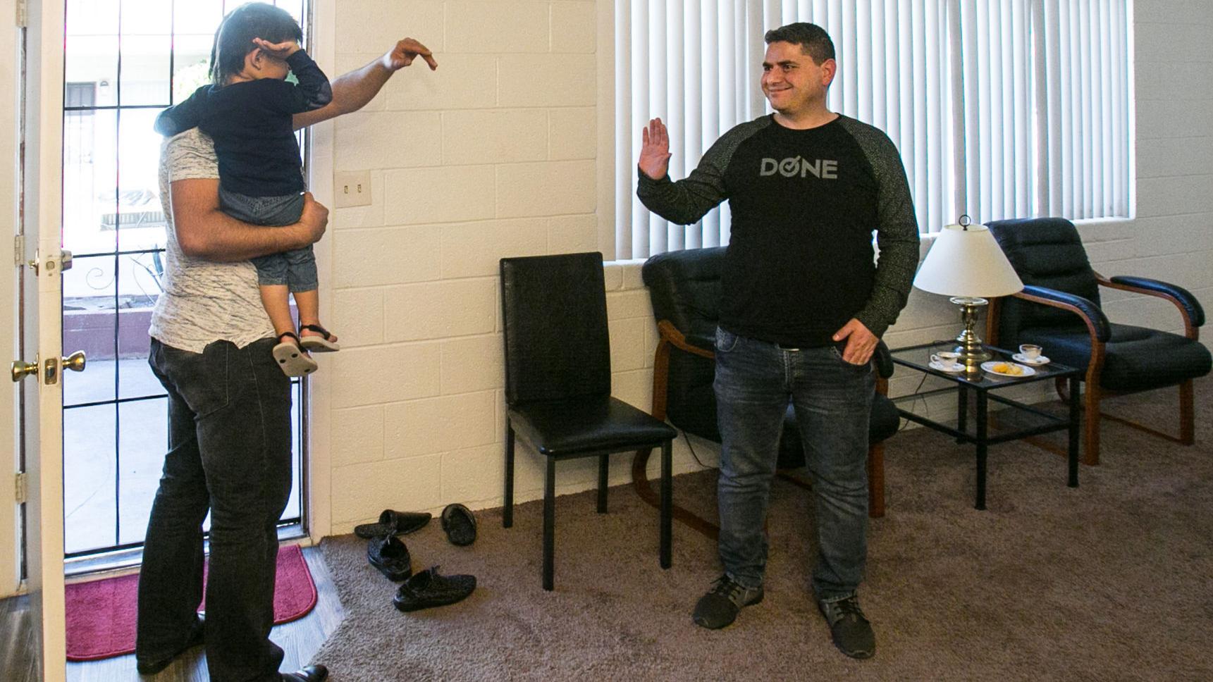 Steller: Syrian family beats deadline, arrives in Tucson